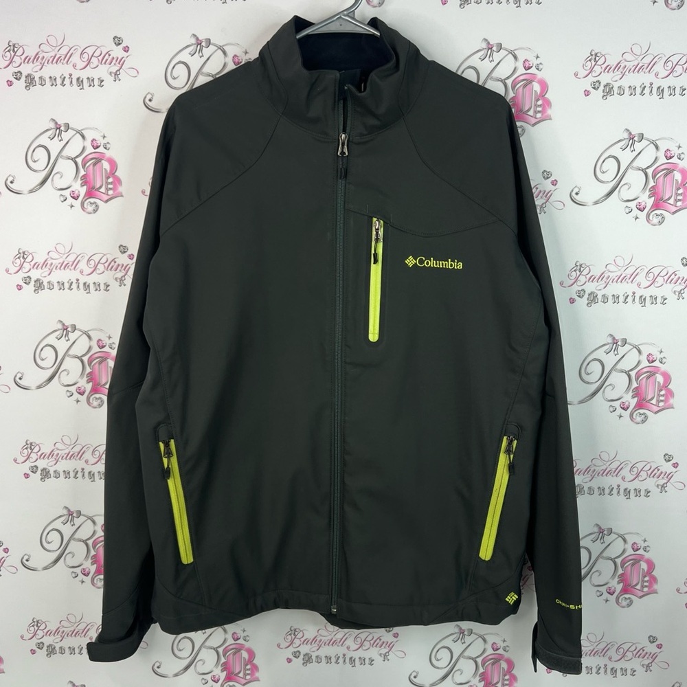 Columbia jacket zip up coat Men's Gray Jacket with Yellow Accents
